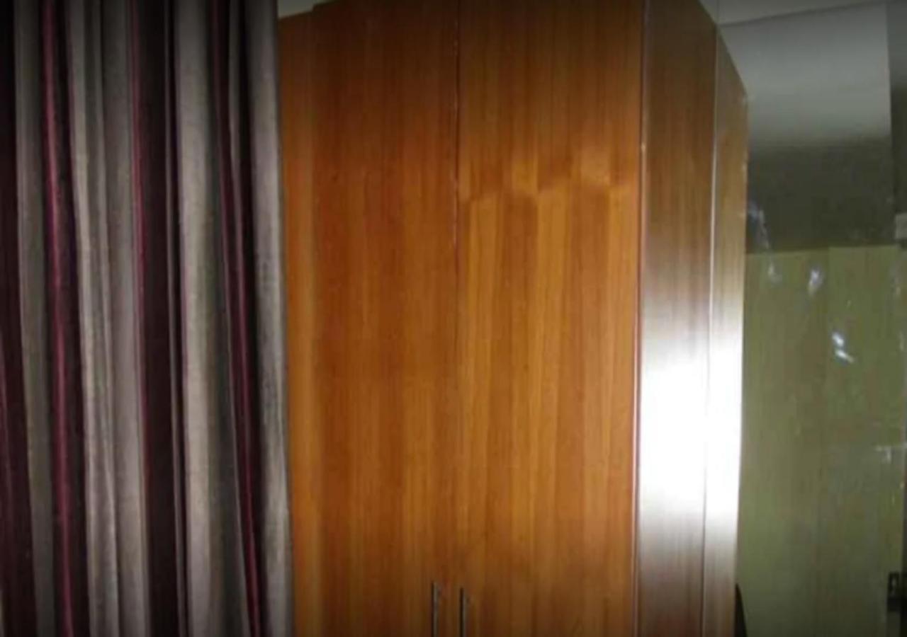 Sap Residency Hotel Tiruppur Exterior foto
